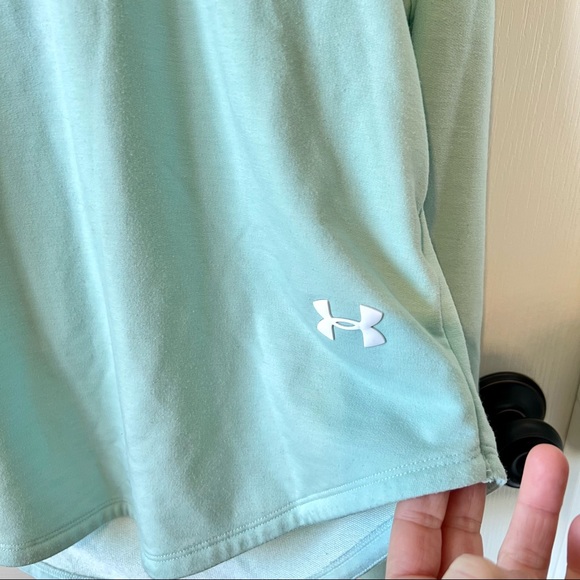 UNDER ARMOUR Mint Green Open Back Featherweight Hoodie Fleece—SZ. Small - Picture 11 of 15
